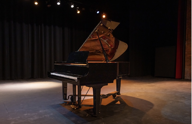 Dr. Daniel Rieppel to Give Recital to Dedicate New Grand Piano