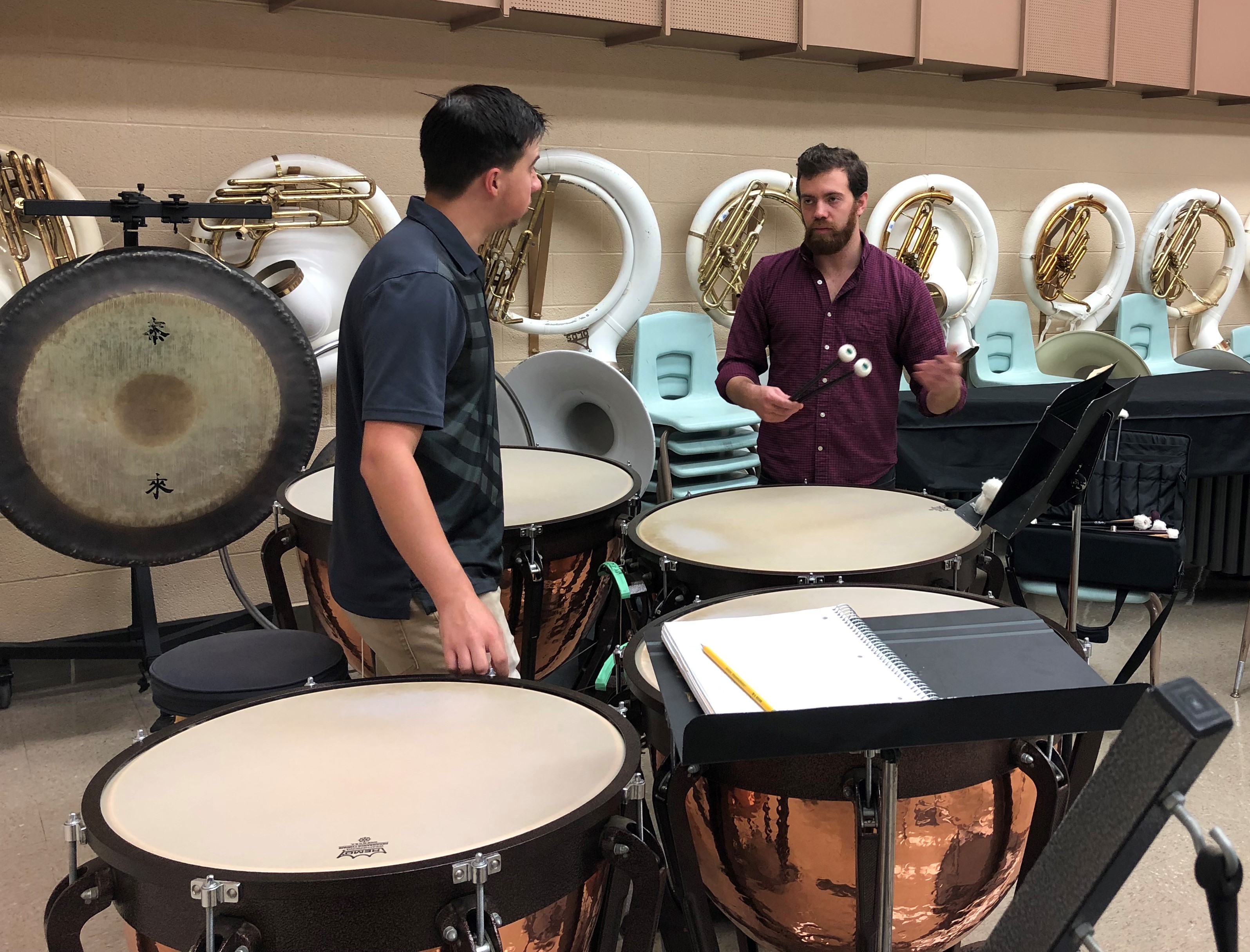 Erich Rieppel conducting a timpani masterclass at SMSU