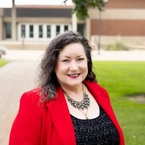 Deana Warner Headshot