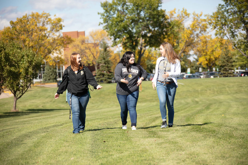SMSU Students walking on campus