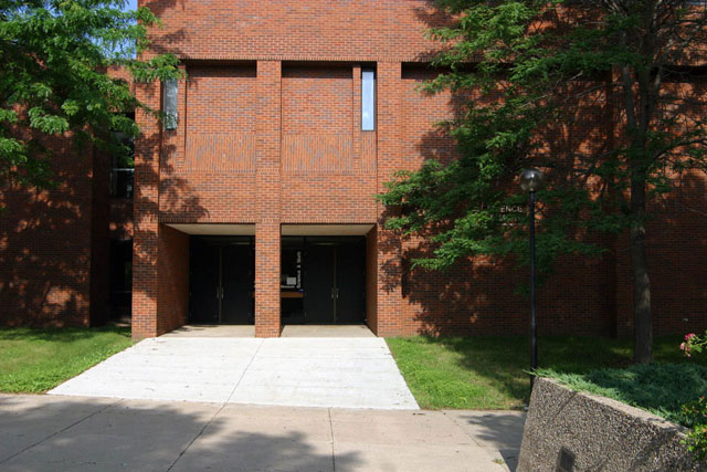 Photo of the Science and Math Building