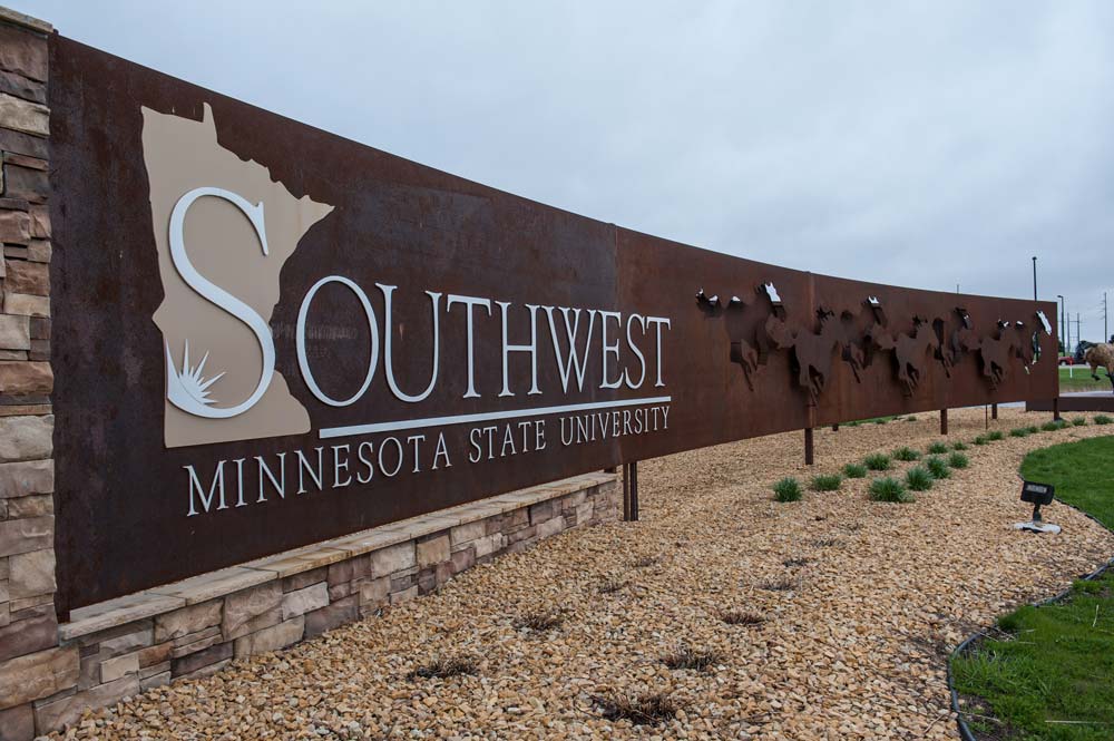 SMSU Sign