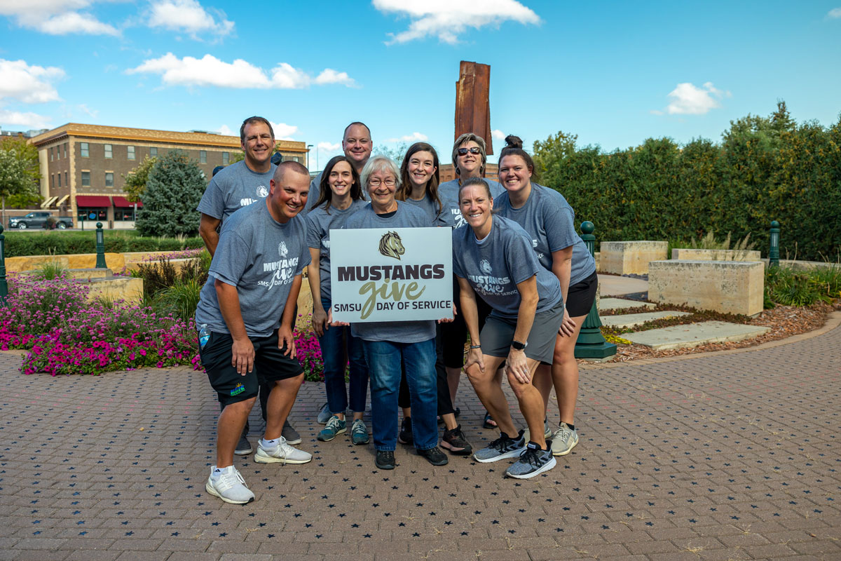 Photo: Mustangs Give: Day of Service, Sept. 28
